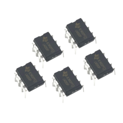 LM393 Comparator IC (DIP) – 5pcs Pack